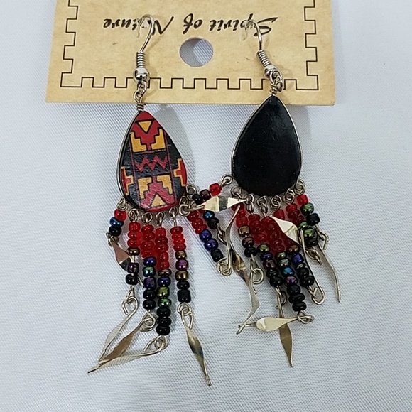 2/$20 Black/Red Fashion Earrings Nwt - Picture 4 of 4